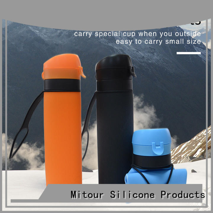 Latest silicone water bottle supplier for water storage